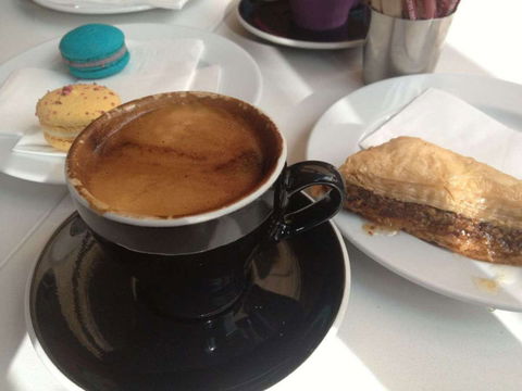 Strawberry Thief Patisserie - Nambucca Heads Accommodation 0