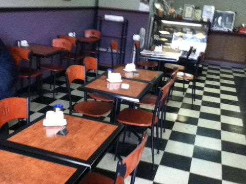 Uncle Louie's Cafe - Nambucca Heads Accommodation 0