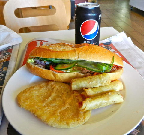 VN Wrap 'n' Roll - Sunshine North - Nambucca Heads Accommodation 0