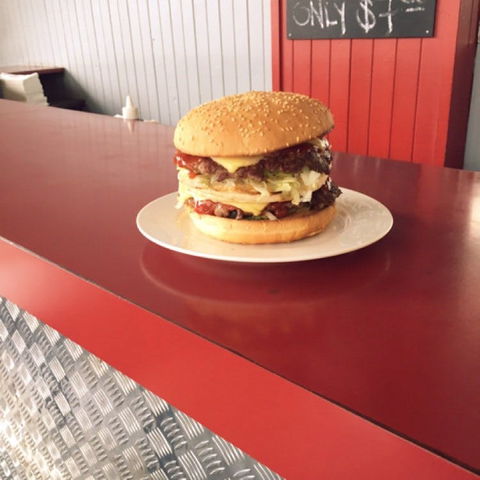 Danny's Burgers - Nambucca Heads Accommodation 0