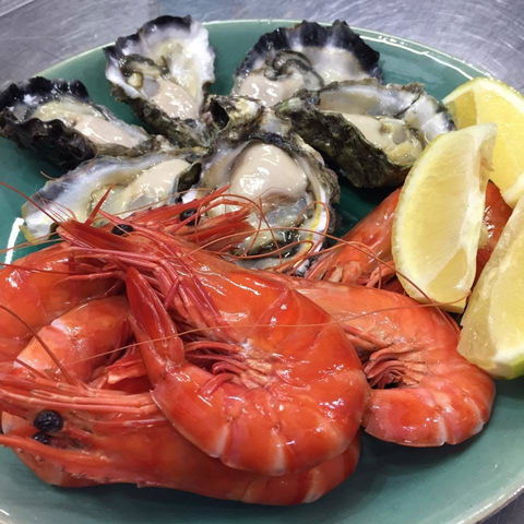 Kirribilli Seafoods - Nambucca Heads Accommodation 0