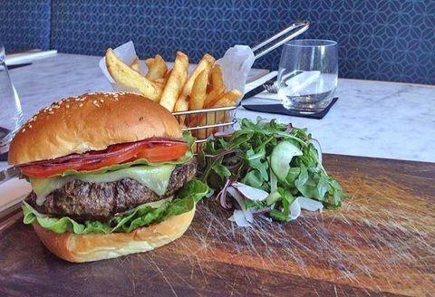 Apollo Bay Wine Bar & Coffee Shop - Nambucca Heads Accommodation 3