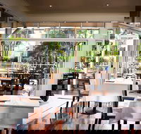 Poolside Restaurant - Nambucca Heads Accommodation