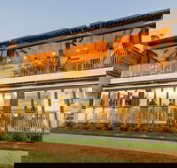 Oriental Hotel - Nambucca Heads Accommodation