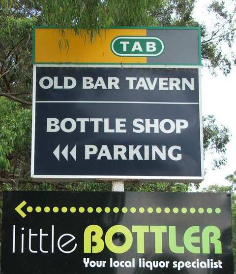 Old Bar Tavern - Nambucca Heads Accommodation 0
