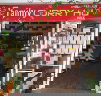 Family Curry Hub - Nambucca Heads Accommodation