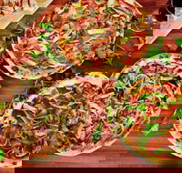 Swan Woodfired Pizzeria - Nambucca Heads Accommodation