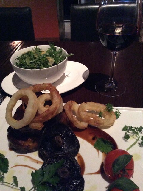 O Bar & Restaurant - Nambucca Heads Accommodation 4