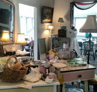 Victory Tea Rooms  Antiques - Nambucca Heads Accommodation