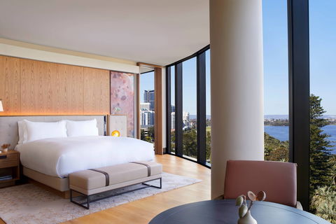The Ritz-Carlton Perth - Nambucca Heads Accommodation 2