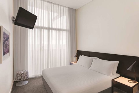 Adina Apartment Hotel Perth - Nambucca Heads Accommodation 9