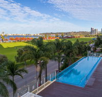 Crowne Plaza Perth - Nambucca Heads Accommodation