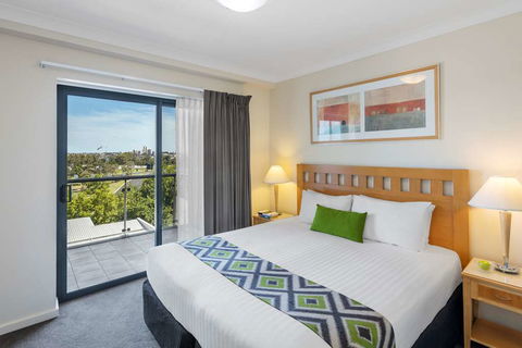 Nesuto Mounts Bay Perth Apartment Hotel - Nambucca Heads Accommodation 5