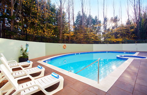 Crowne Plaza Canberra - Nambucca Heads Accommodation 7