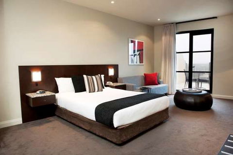 Mantra Hindmarsh Square - Nambucca Heads Accommodation 10