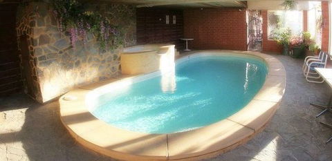 Granada Motor Inn Adelaide - Nambucca Heads Accommodation 0