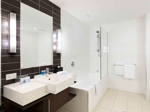 Novotel Brisbane Airport - Nambucca Heads Accommodation 6