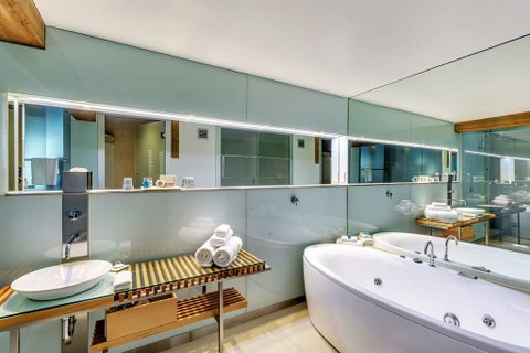 The Henry Jones Art Hotel - Nambucca Heads Accommodation 4