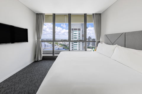 Meriton Suites Herschel Street, Brisbane - Nambucca Heads Accommodation 15