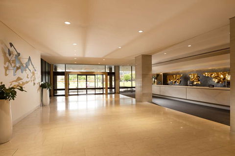 Hilton Adelaide - Nambucca Heads Accommodation 2