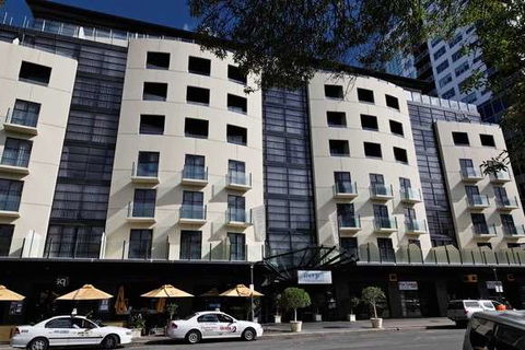 Mantra Hindmarsh Square - Nambucca Heads Accommodation 0