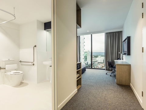 Ibis Adelaide - Nambucca Heads Accommodation 5