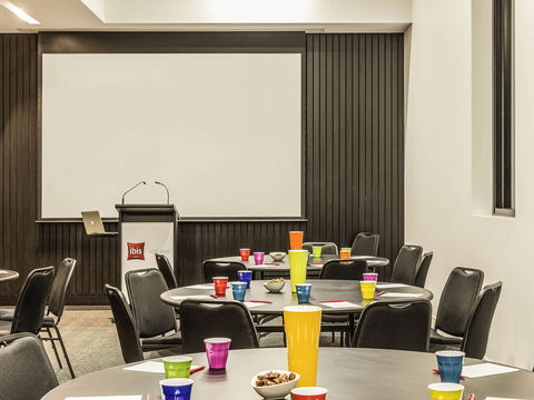 Ibis Adelaide - Nambucca Heads Accommodation 9