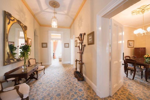 The Hotel Windsor - Nambucca Heads Accommodation 9