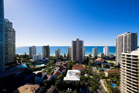 Wyndham Surfers Paradise Resort - Nambucca Heads Accommodation 1
