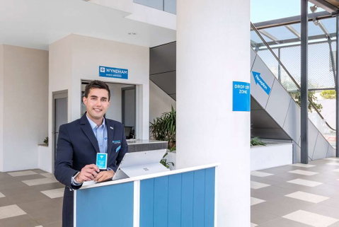 Wyndham Surfers Paradise Resort - Nambucca Heads Accommodation 4