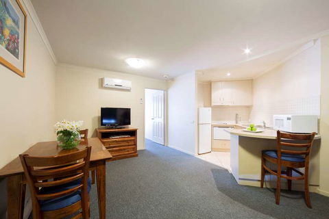 Canberra Parklands Central - Nambucca Heads Accommodation 4