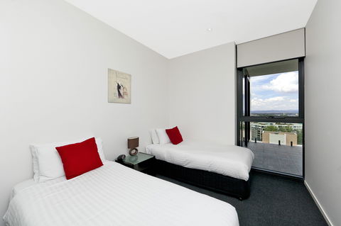 Astra Canberra Manhattan - Nambucca Heads Accommodation 9