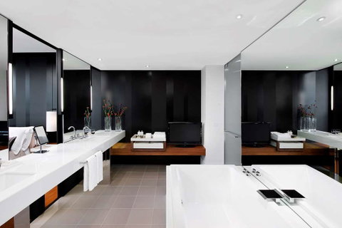 Crown Metropol Melbourne - Nambucca Heads Accommodation 7