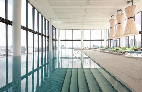 Crown Metropol Melbourne - Nambucca Heads Accommodation 9