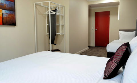 28 Hotel - Nambucca Heads Accommodation 0