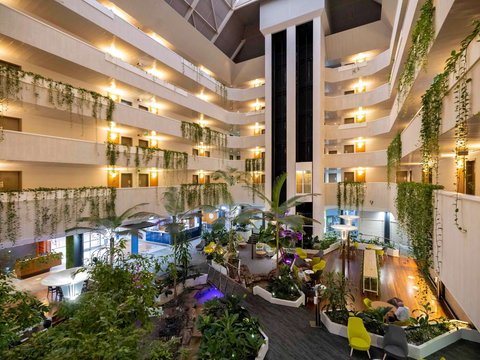 Novotel Darwin Atrium - Nambucca Heads Accommodation 2
