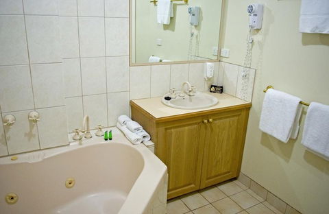 Admiralty Inn - Nambucca Heads Accommodation 2