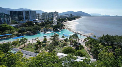 Pacific Hotel Cairns - Nambucca Heads Accommodation 0
