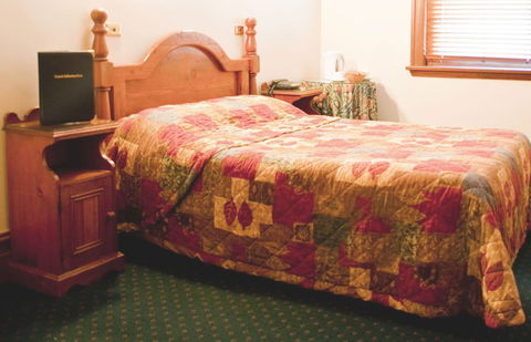 O'Malleys Hotel - Nambucca Heads Accommodation 1