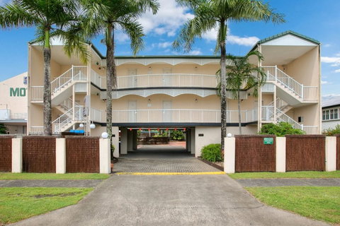 Cairns City Sheridan - Nambucca Heads Accommodation 0