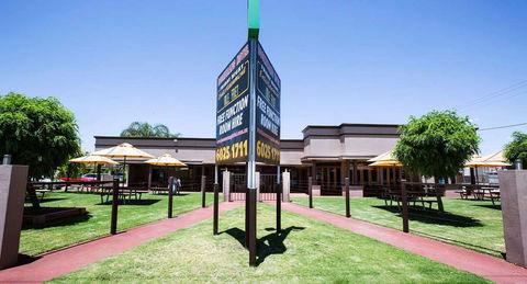 Boomerang Hotel - Nambucca Heads Accommodation 0
