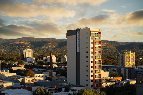 Tom's Court Hotel - Nambucca Heads Accommodation 1
