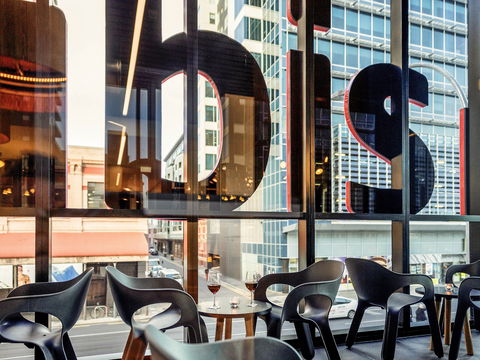 Ibis Adelaide - Nambucca Heads Accommodation 1