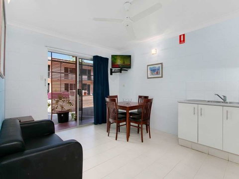 Cairns City Palms - Nambucca Heads Accommodation 0