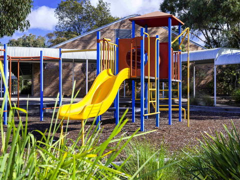 Ibis Styles Eagle Hawk Canberra Resort - Nambucca Heads Accommodation 2