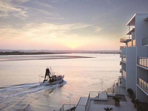 Ramada Hotel & Suites Ballina - Nambucca Heads Accommodation 1