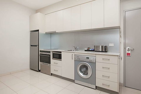 Ramada Suites Zen Quarter Darwin - Nambucca Heads Accommodation 5