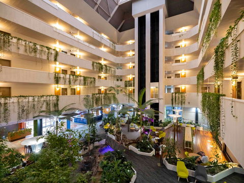 Novotel Darwin Atrium - Nambucca Heads Accommodation 2