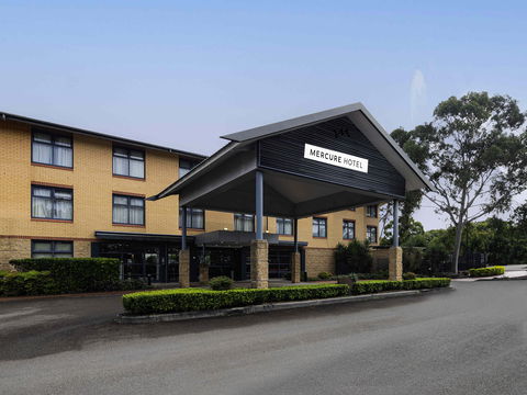Mercure Sydney Blacktown - Nambucca Heads Accommodation 0