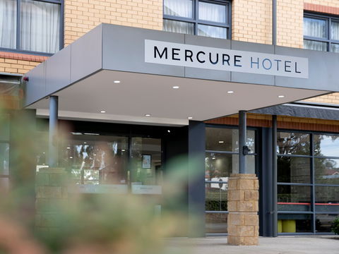 Mercure Sydney Blacktown - Nambucca Heads Accommodation 1